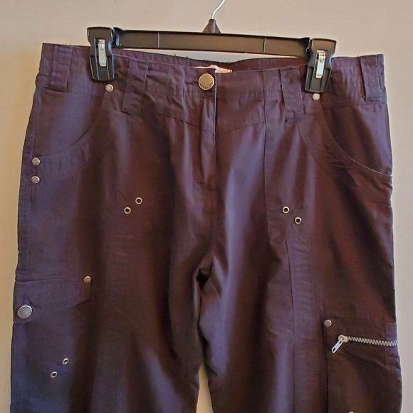 Black Capri - Picture 3 of 3